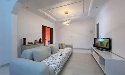 Casa com 3 dormitórios à venda, 180 m² por R$ 740.000,00 - Jardim Soberano - Salto/SP