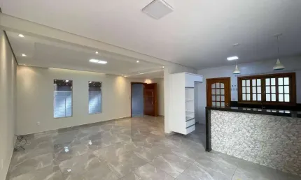 Casa com 3 dormitórios para alugar, 150 m² por R$ 4.200,00/mês - Jardim Estância Bom Viver - Itu/SP