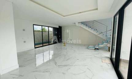 Casa Geminada com 3 quartos à Venda, Saguaçu - Joinville