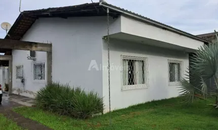 Casa com 3 quartos à venda no Petrópolis, Joinville 