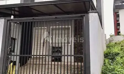 Casa com 2 quartos à venda na Rua Rudolfo Schmalz, 266, Glória, Joinville