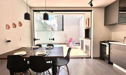 Casa de Praia Completa: 3 Quartos, Piscina e Perto do Mar 