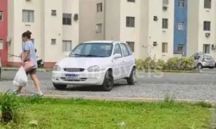 Excelente Custo-Benefício no Jardim Iririú: Confira Este Apartamento