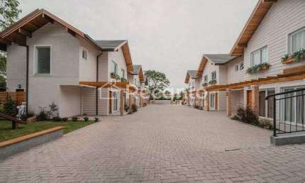 CASA COM 2 SUITES A VENDA EM GRAMADO, Loteamento Belvedere, Gramado - RS