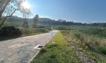 Terreno à venda na Avenida Trab., Várzea Grande, Gramado