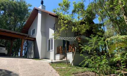 CASA COM 3 DORMITÓRIOS À VENDA EM GRAMADO , Villagio, Gramado - RS