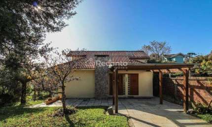 CASA COM 4 DORMITÓRIOS À VENDA, 162 M²  CENTRO - CANELA/RS