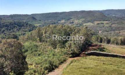 Apartamento à venda na Rua Renato Dienstmann, Carazal, Gramado
