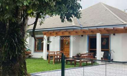 Apartamento com 3 quartos à venda na Carniel, Vivendas do Arvoredo, Gramado