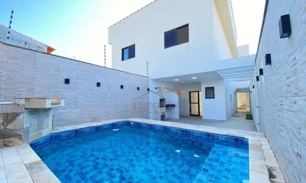 Sobrado com 3 dormitórios à venda, 147 m² por R$ 750.000,00 - Jardim Aguapeu - Mongaguá/SP