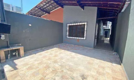 Casa com 2 dormitórios à venda, 60 m² por R$ 395.000,00 - Tupi - Praia Grande/SP