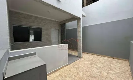 Sobrado com 2 dormitórios à venda, 119 m² por R$ 370.000,00 - Vera Cruz - Mongaguá/SP