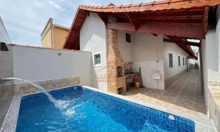 Casa com 3 dormitórios à venda, 149 m² por R$ 589.900,00 - Vera Cruz - Mongaguá/SP