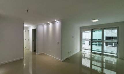 Apartamento com 3 quartos à venda na Rua Prefeito Sebastião Teixeira, Várzea, Teresópolis