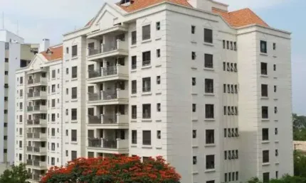 UM APARTAMENTO INCRÍVEL EM LOCAL NOBRE DO REAL PARQUE.