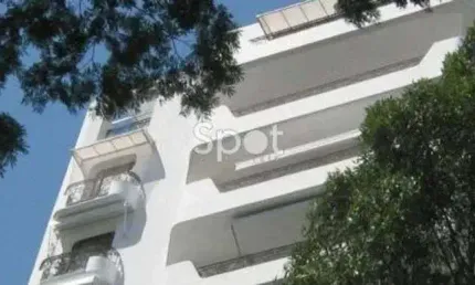 Localização espetacular- entorno muito nobre- apartamento amplo- planta perfeita- vista incrív