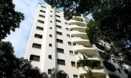 Prédio com lazer completo - próximo ao comércio do bairro.