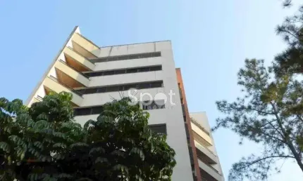 Apartamento garden com 220m² úteis totalmente reformado!