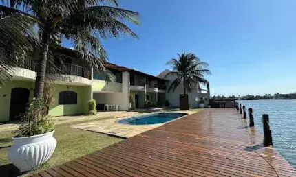 Apartamento Duplex com 2 dormitórios à venda, 92 m² por R$ 420.000,00 - Peró - Cabo Frio/RJ