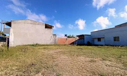 Casa com 2 dormitórios à venda, 70 m² por r$ 270.000,00 - monte alegre - cabo frio/rj