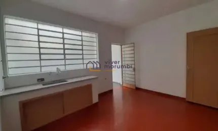 Excelente casa no campo belo, em rua tranquila e segura, com 250m², 4 dormitórios e 3 vagas.