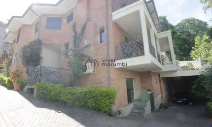 Excelente casa sofisticada, reformada, rua tranquila fácil acesso a Marginal