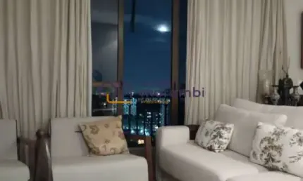 Apartamento reformado com 170m², 3 quartos sendo 1 suíte e 3 vagas!