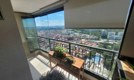 Andar alto -  varanda gourmet fechada com vidro. vaga para 2 carros