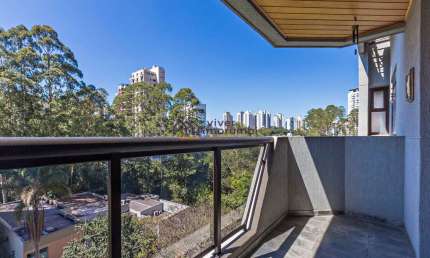 Apartamento com 3 quartos para alugar na Rua Itamatai, --, Vila Andrade, São Paulo