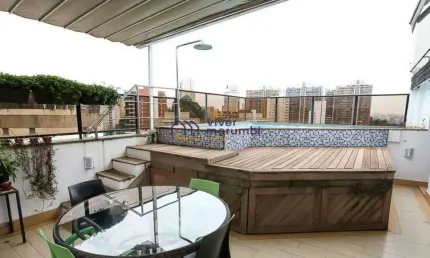 Apartamento com 3 quartos para alugar na Rua Itamira, --, Vila Andrade, São Paulo