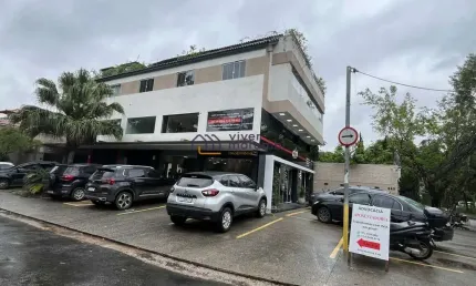 Prédio Comercial 5 lojas e 7 escritórios - Com Renda de R$ 30 mil por mes!