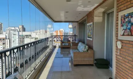 Panamby/ apto cinematográfico/ 4 quartos suítes/ 380mts² a.u/818mts² a.t/ 5 vagas/ 2 escritórios!