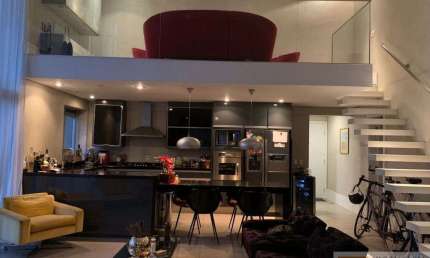 Apartamento com 2 Dormitorios Mobiliado no Morumbi.