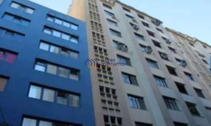 Edifício extremamente bem localizado em uma das principais vias do Centro de São Paulo. A 150,00 met