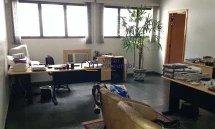 Prédio à venda na Rua Almansa, --, Vila Andrade, São Paulo