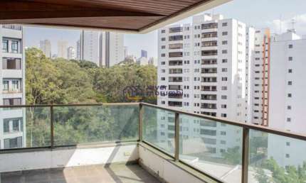 Apartamento Morumbi. 3 dormitórios. 3 suítes. 4 vagas. 247m²