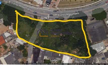 Excelente terreno como oportunidade na Rua Carlos Magalhães.