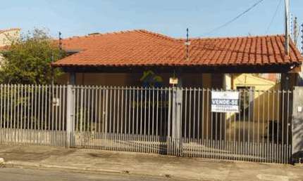 Casa Térrea no bairro Jardim Universitário 272 m² 01 suíte bairro Parque Universitário R$490.000,00. codigo: 43075
