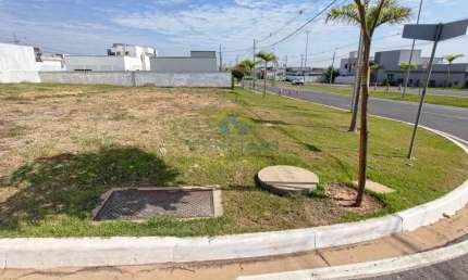 Terreno de esquina na avenida principal do primor da torres codigo: 72194
