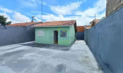 Casa com 2 quartos no res. claudio marchetti codigo: 65535