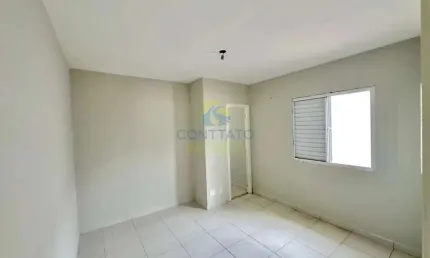 Casa no condomínio Reserva Rio Cuiabá, inteira recém pintada, toda na laje, 03 quartos sendo 01 suíte - Jd Imperial, Cuiabá codigo: 93617