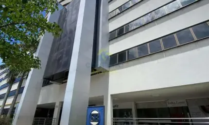 Apto comercial, com 03 salas ed sb tower, localização privelegiada, andar alto, com 60.826m² - valor 3.800,00 codigo: 114492