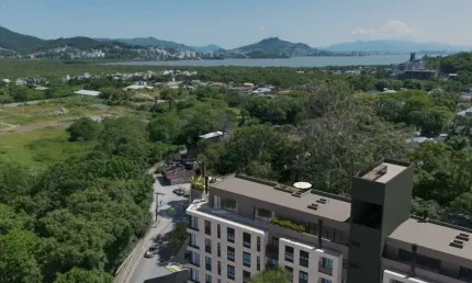 Cobertura para Venda em Florianópolis, Cacupé, 2 dormitórios, 2 suítes, 3 banheiros, 2 vagas