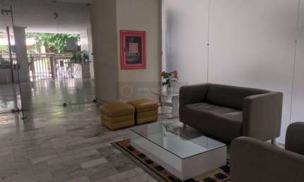 Open House vende apartamento, 2 quartos, Icaraí, andar alto, silencioso!!