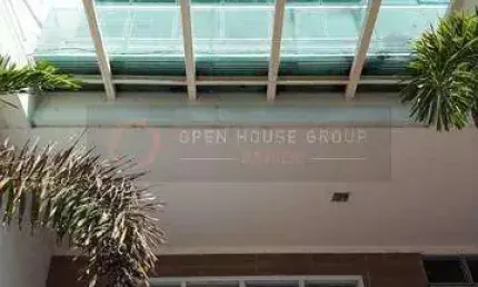 Open House vende sala comercial  Centro Niterói Condomínio  Global Offices