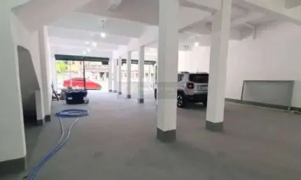 Open house vende lojão no fonseca, para mercado, estacionamento, ótimo espaço. oportunidade !!!