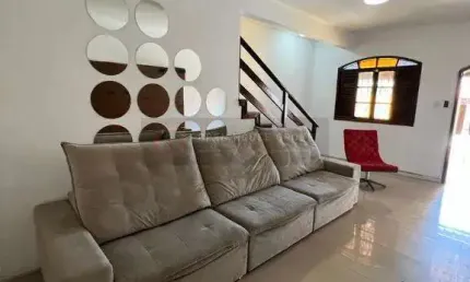 Open House vende- Casa com 3 quartos no Centro de São Gonçalo.