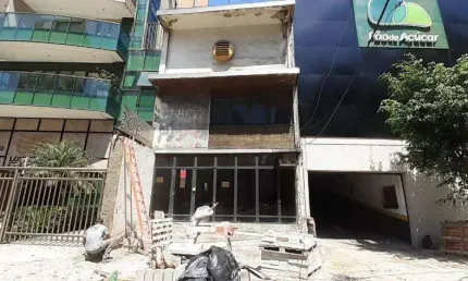 Barracão / Galpão / Depósito à venda na Rua Doutor Paulo Alves, 44, Ingá, Niterói