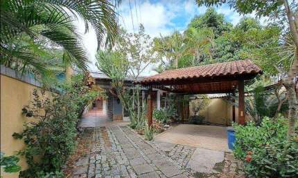 OPEN HOUSE Vende Excelente Casa No Colubandê São Gonçalo Rj
