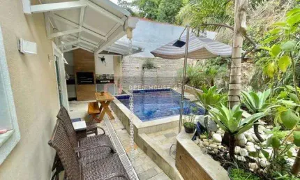 Casa com 3 quartos à venda na Rua Acácio Raposo, Tribobó, São Gonçalo